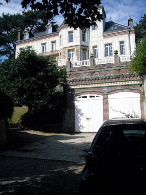 Chambres D'Hotes Les Charmettes Étretat Exteriör bild